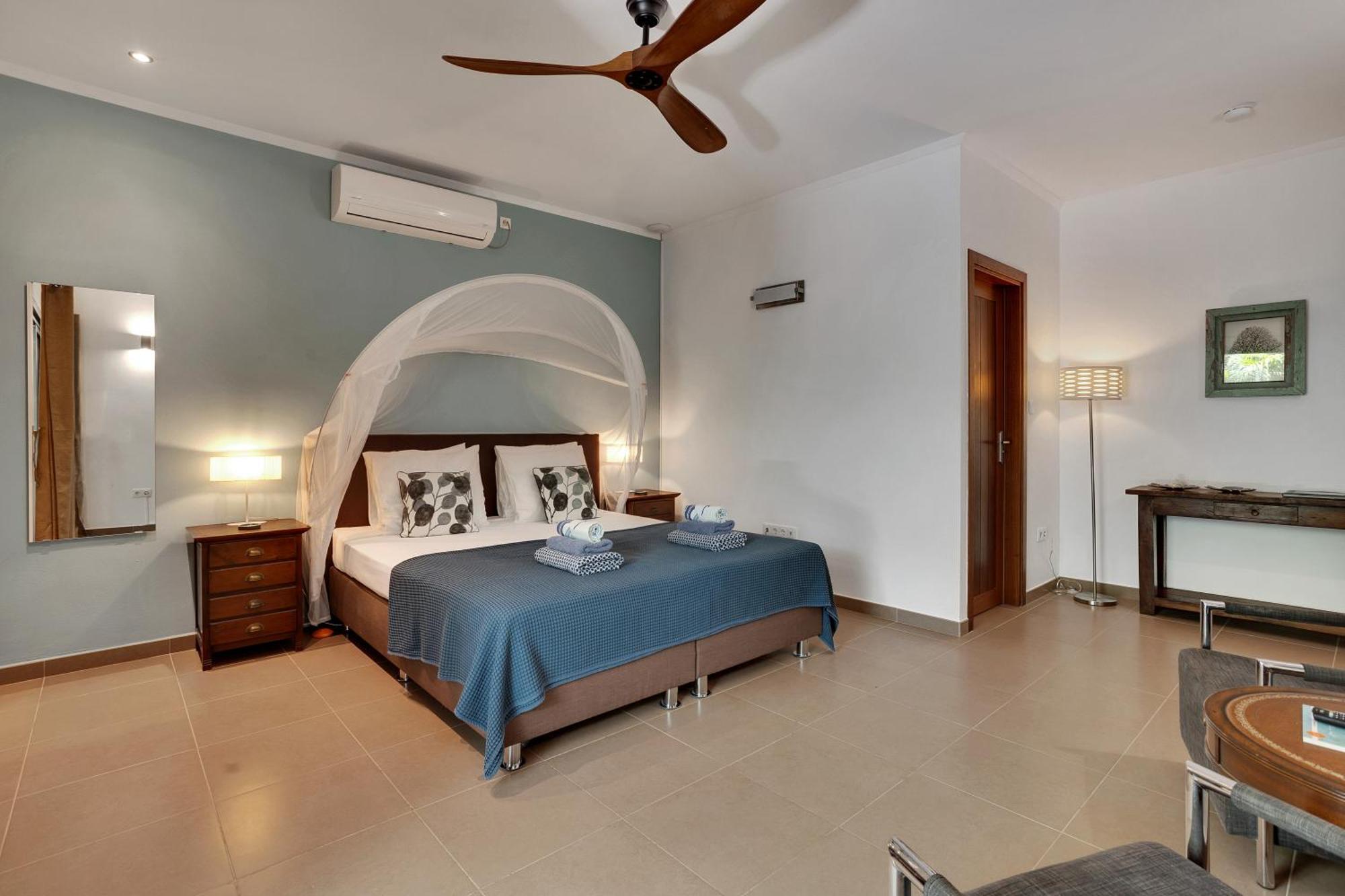 B&B Kas Chuchubi Кралендижк Екстериор снимка